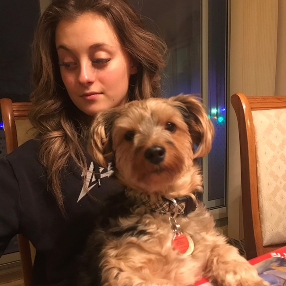 Meet your Posher, Amanda - Picture 5 of 6